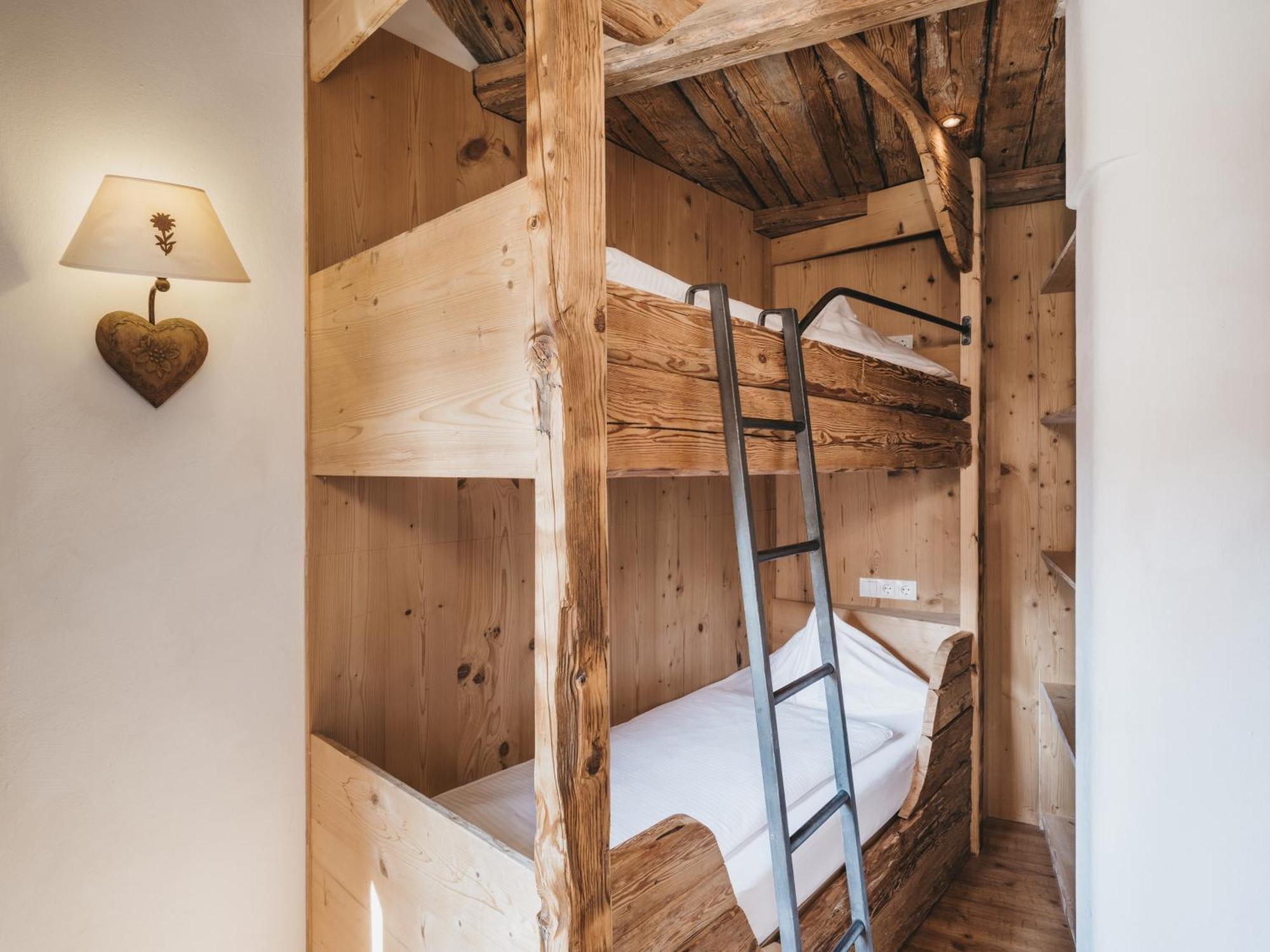 Vaya Seefeld Inklusive Seefeld Gaestekarte เซเฟลด์ อิน ทิโรล ภายนอก รูปภาพ